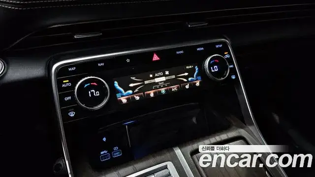 Genesis GV80 2020 — Photo 5/20