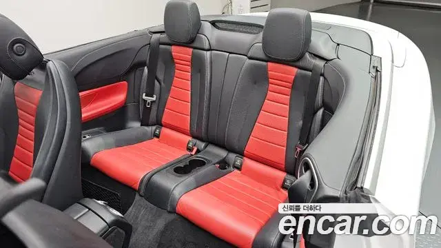 Mercedes-Benz E-Class 2018 — Photo 13/20