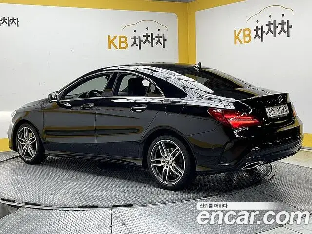 Mercedes-Benz CLA-Class 2018 — Şəkil 1/20