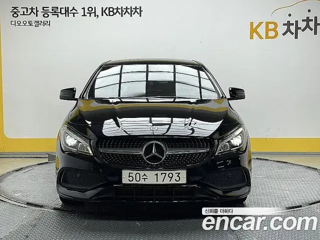 Mercedes-Benz CLA-Class 2018 — Şəkil 5/20