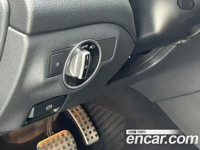Mercedes-Benz CLA-Class 2018 — Şəkil 2/20