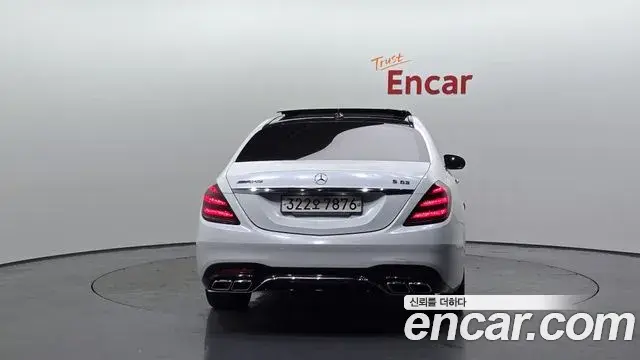 Mercedes-Benz S-Class 2018 — ფოტო 18/20
