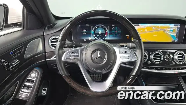 Mercedes-Benz S-Class 2018 — ფოტო 8/20