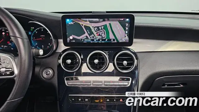 Mercedes-Benz GLC-Class 2020 — Фото 15/20