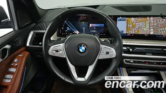 BMW X7 2023 — Şəkil 19/20