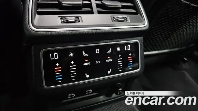Audi A6 2023 — Фото 18/20