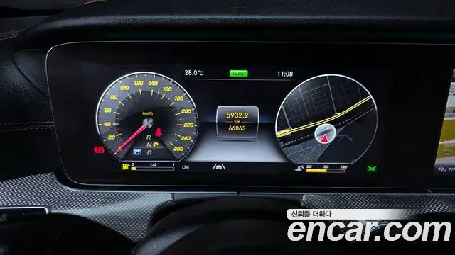 Mercedes-Benz E-Class 2020 — Фото 8/20