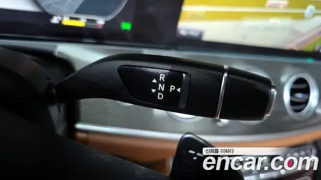 Mercedes-Benz E-Class 2020 — Фото 9/20