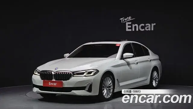 BMW 5 Series 2021 — Şəkil 17/20
