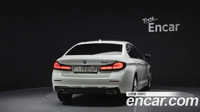 BMW 5 Series 2021 — Şəkil 3/20