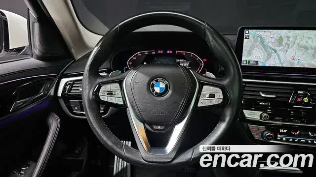 BMW 5 Series 2021 — Şəkil 16/20