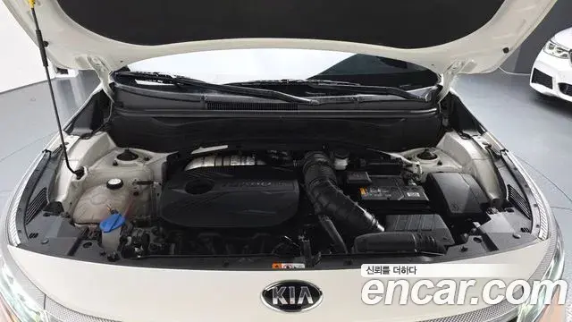 Kia Seltos 2020 — ფოტო 5/20