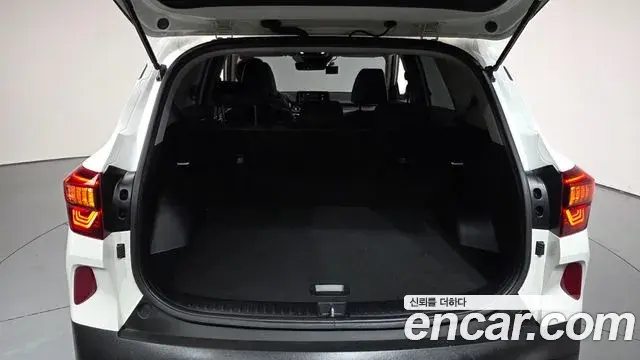 Kia Seltos 2020 — ფოტო 11/20
