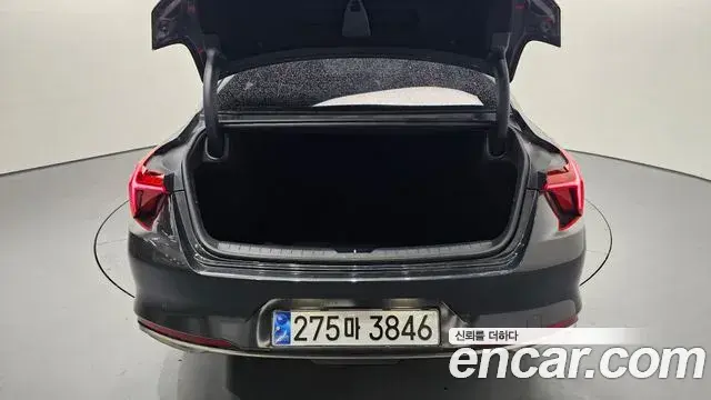 Kia K8 2021 — Photo 2/20