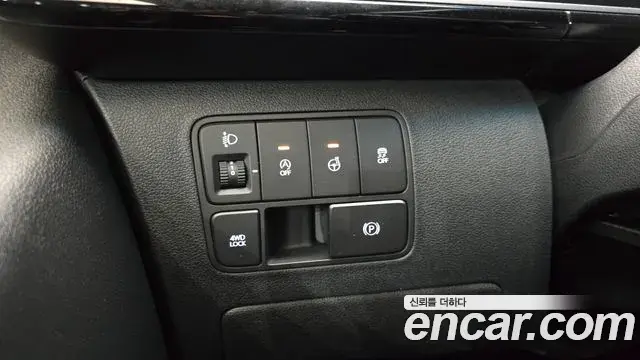 Hyundai Staria 2024 — Фото 18/20