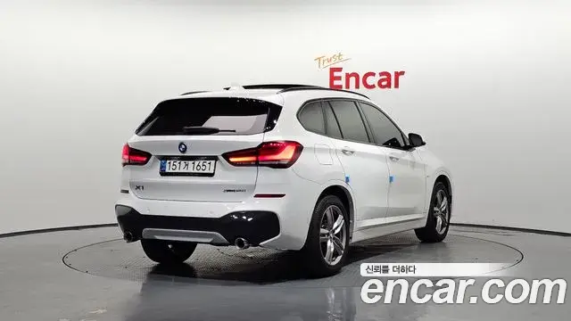 BMW X1 2021 — ფოტო 2/20