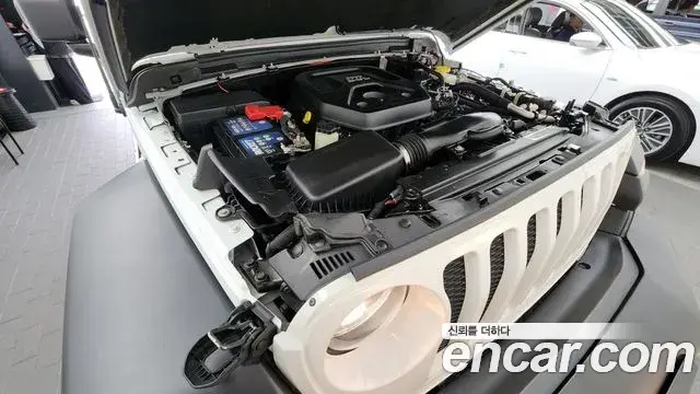 Jeep Wrangler 2019 — Şəkil 15/20