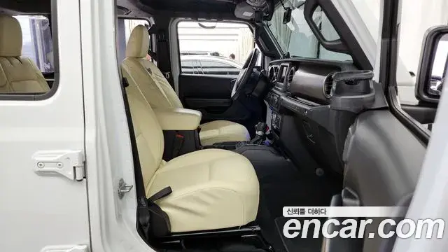 Jeep Wrangler 2019 — Şəkil 4/20