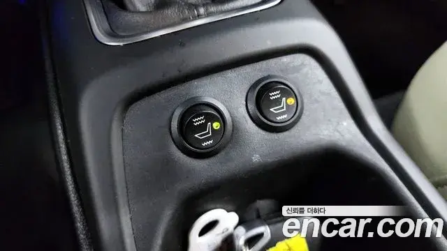 Jeep Wrangler 2019 — Şəkil 12/20