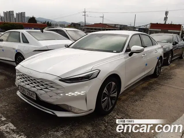 Kia K8 2023 — Photo 10/16