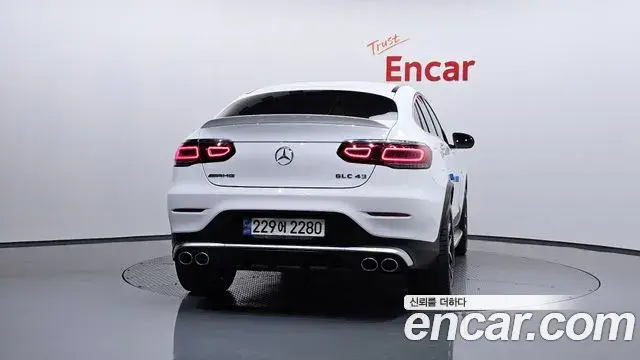 Mercedes-Benz GLC-Class 2021 — ფოტო 11/20
