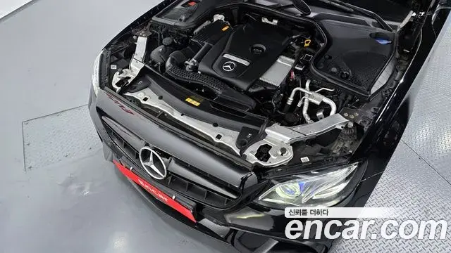 Mercedes-Benz E-Class 2019 — Фото 5/20