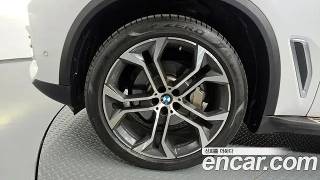 BMW X5 2022 — Şəkil 18/20