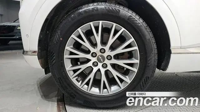 Genesis GV80 2021 — Photo 19/20