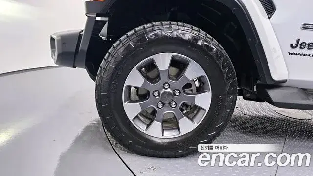 Jeep Wrangler 2023 — Şəkil 12/20