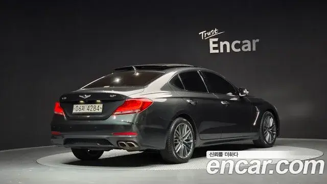 Genesis G70 2018 — ფოტო 2/20