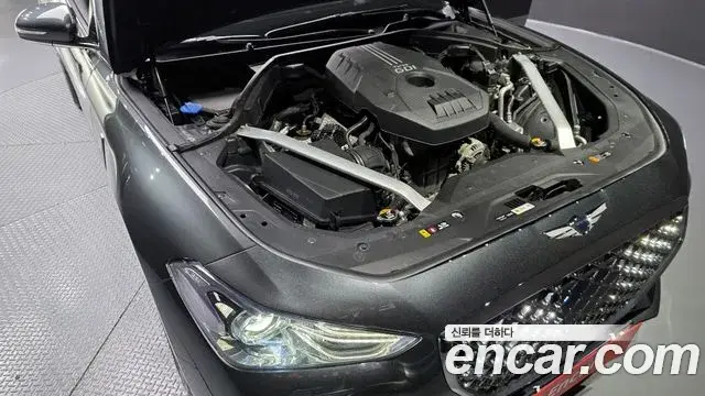Genesis G70 2018 — ფოტო 16/20