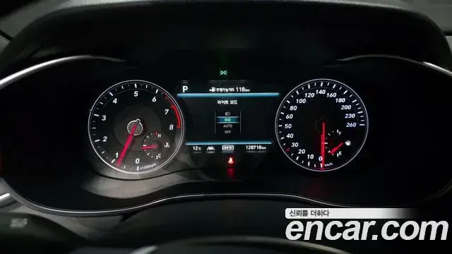 Genesis G70 2018 — ფოტო 9/20