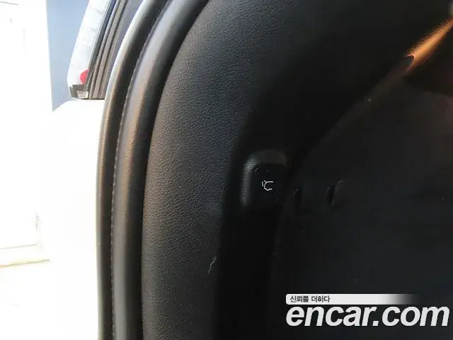 Jeep Cherokee 2021 — Photo 8/20