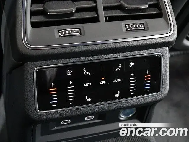 Audi S7 2023 — Photo 11/20