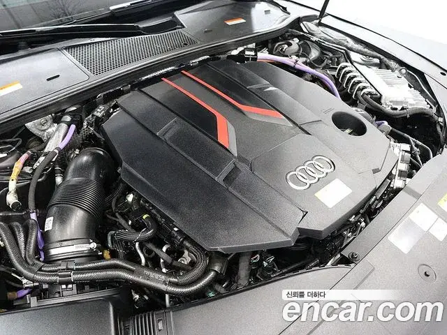 Audi S7 2023 — Photo 12/20
