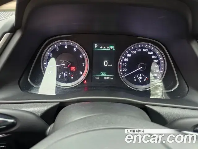 Hyundai Sonata Hybrid 2022 — Photo 9/20