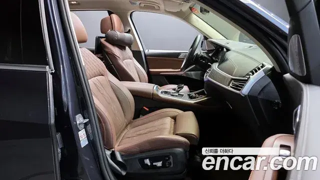 BMW X7 2021 — Photo 1/20