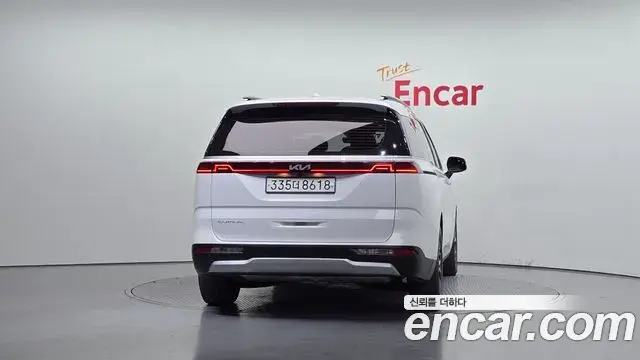 Kia Carnival 2021 — Фото 4/20