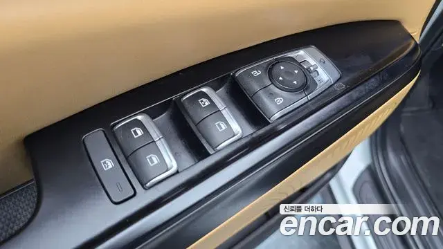 Kia Carnival 2021 — Фото 14/20