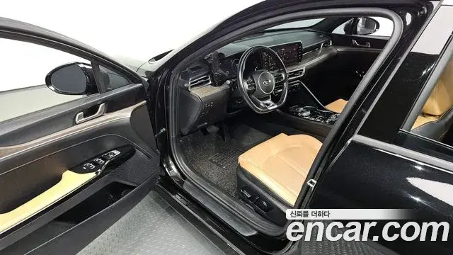 Kia K5 2021 — Photo 7/20