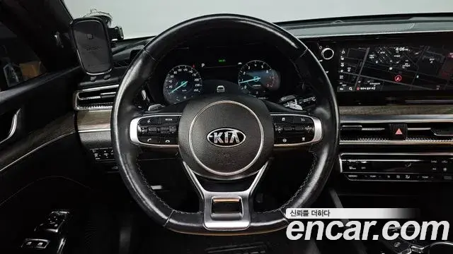 Kia K5 2021 — Photo 3/20