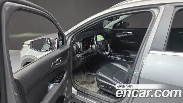 Kia Sportage 2021 — Фото 10/20