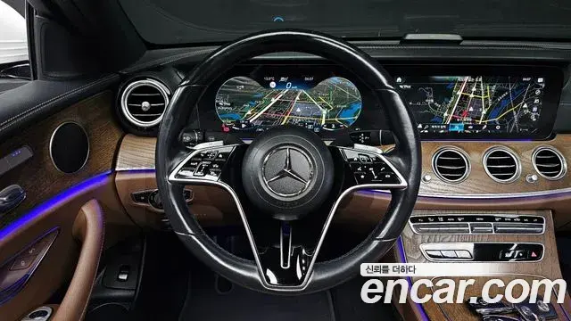 Mercedes-Benz E-Class 2021 — ფოტო 11/20