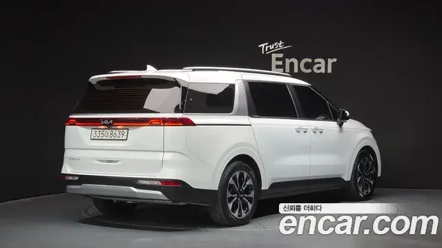 Kia Carnival 2021 — Фото 2/20