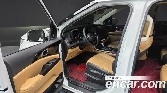 Kia Carnival 2021 — Фото 10/20
