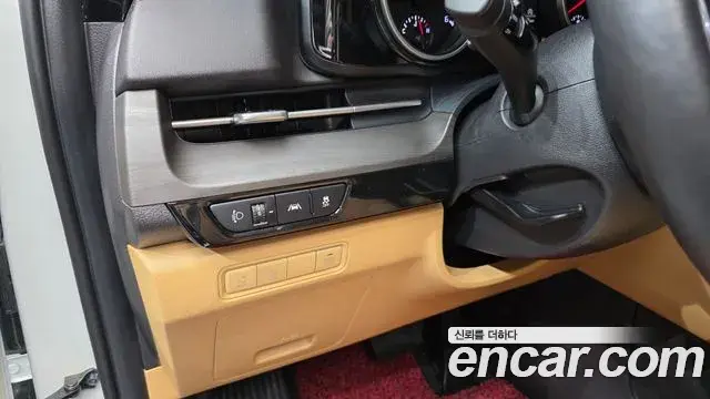 Kia Carnival 2021 — Фото 15/20
