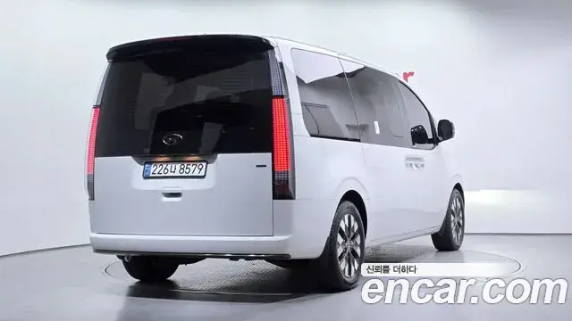 Hyundai Staria 2023 — Şəkil 5/20