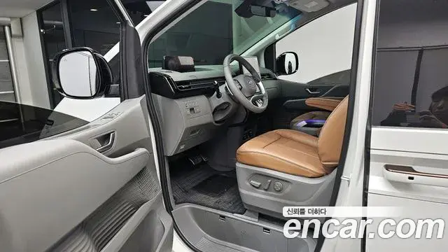Hyundai Staria 2023 — Şəkil 12/20