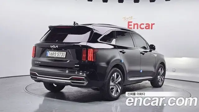 Kia Sorento 2022 — Фото 2/20