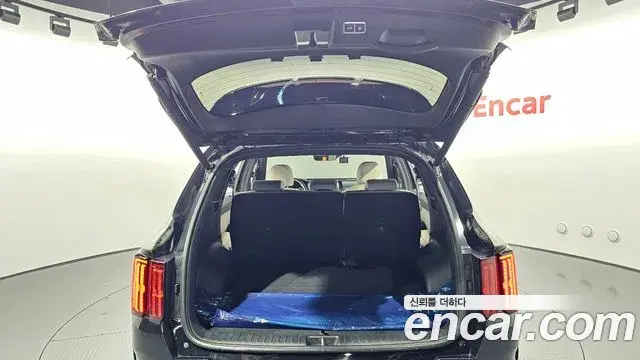 Kia Sorento 2022 — Фото 20/20